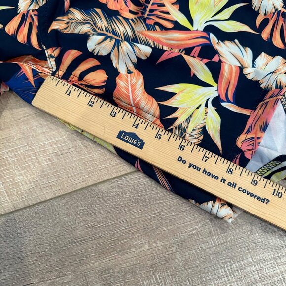 NO BOUNDARIES MENS TROPICAL FLORAL SWIM TRUNKS SIZE 32 - Picture 3 of 5